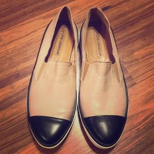 ANDRE ASSOUS LEATHER FLATS